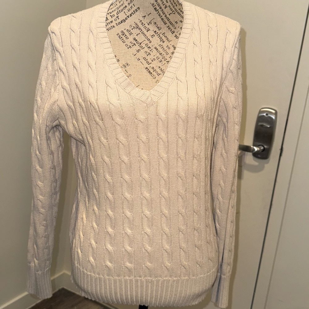 Cream Cable Knit V-Neck Sweater | Large | NWNT